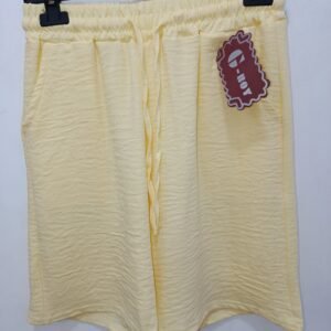Pantalón Corto Amarillo